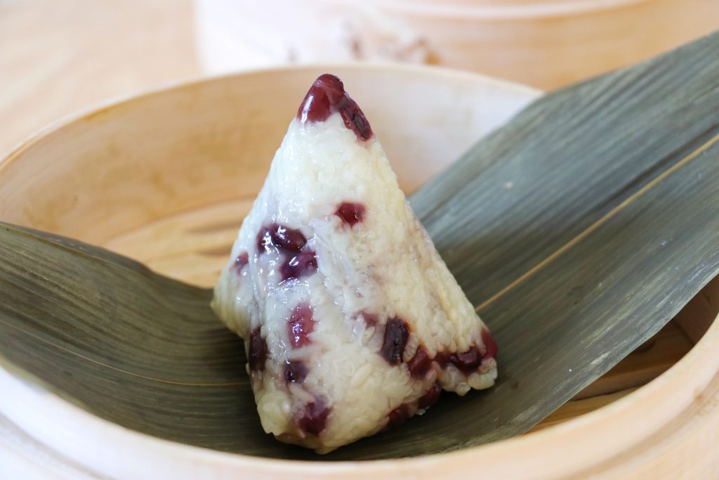 CiCiLi.tv Red Bean Zongzi Recipe