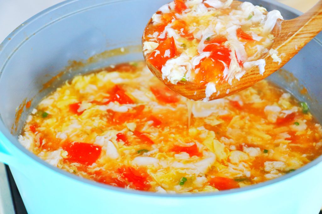 CiCiLi.tv - The Best Tomato Egg Drop Soup Recipe