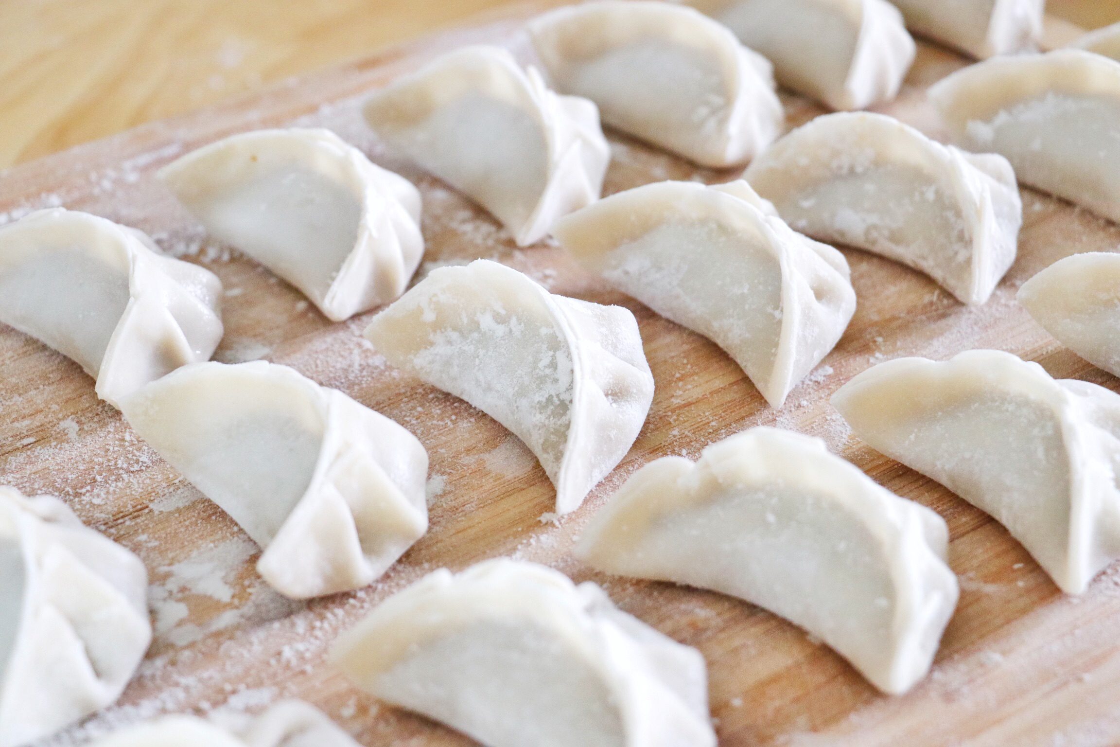 CiCiLi tv How To Make Chicken Dumplings From Scratch