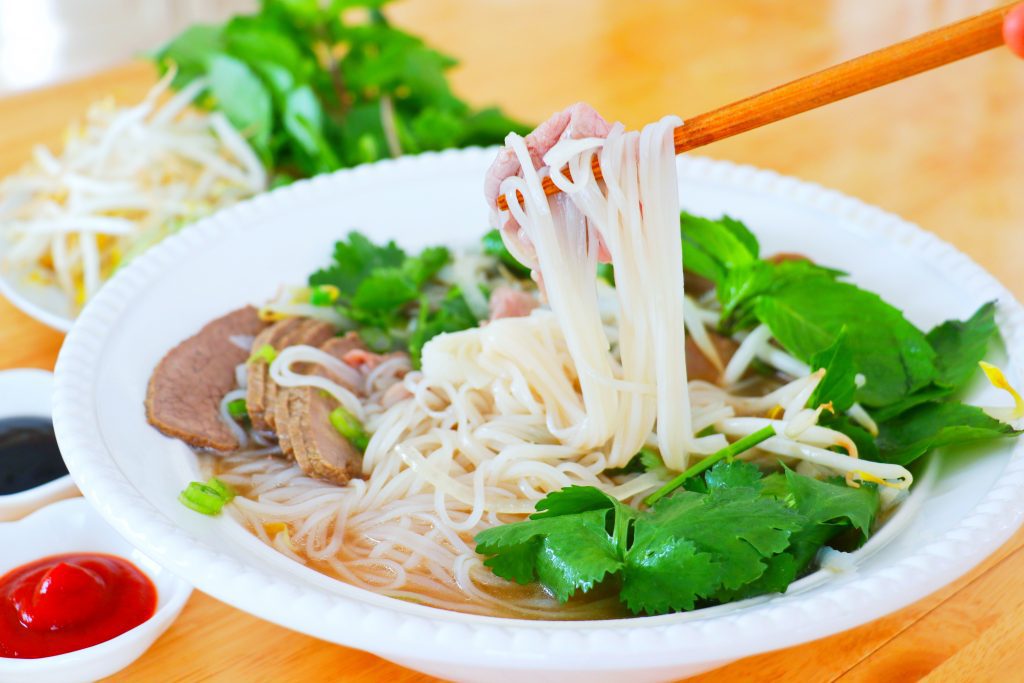 CiCiLi.tv - How to Make Vietnamese Beef Pho Noodle Soup