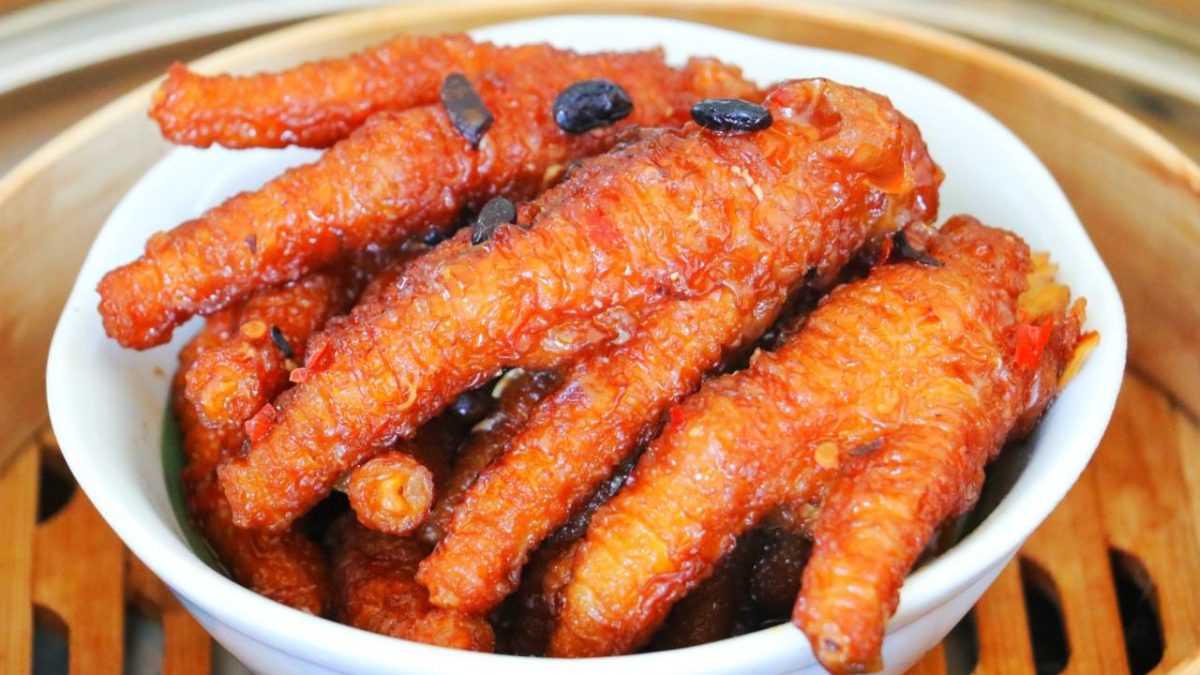 CiCi Li - The Yummiest Chicken Feet Dim Sum Recipe