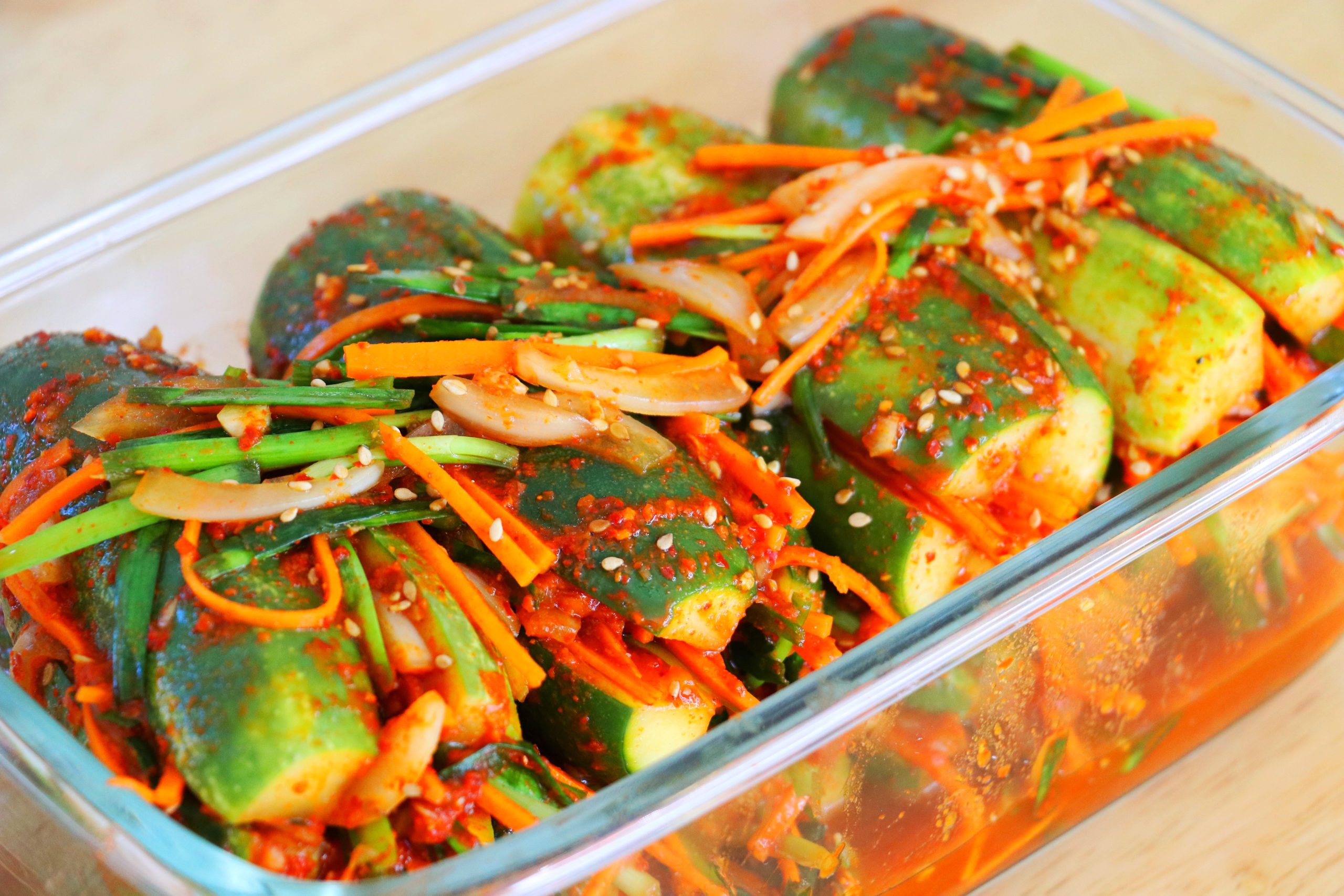CiCi Li - 勒 Korean Cucumber Kimchi Recipe (Oi-sobagi) 勒