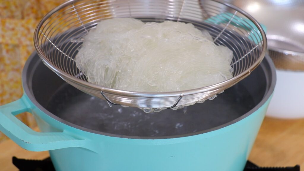 Yum Woon Sen 1