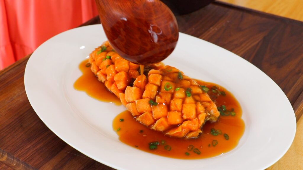 Crispy Teriyaki Blooming Salmon 7. Serve