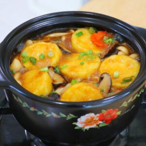 Braised Egg Tofu and Mushrooms Clay Pot