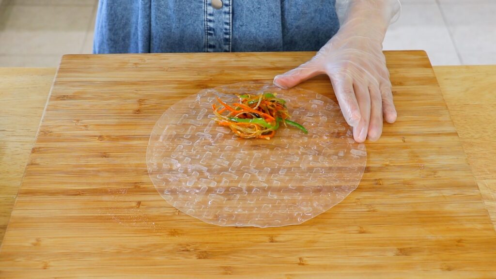 Vegetable Potstickers with Rice Paper 3. Wrap