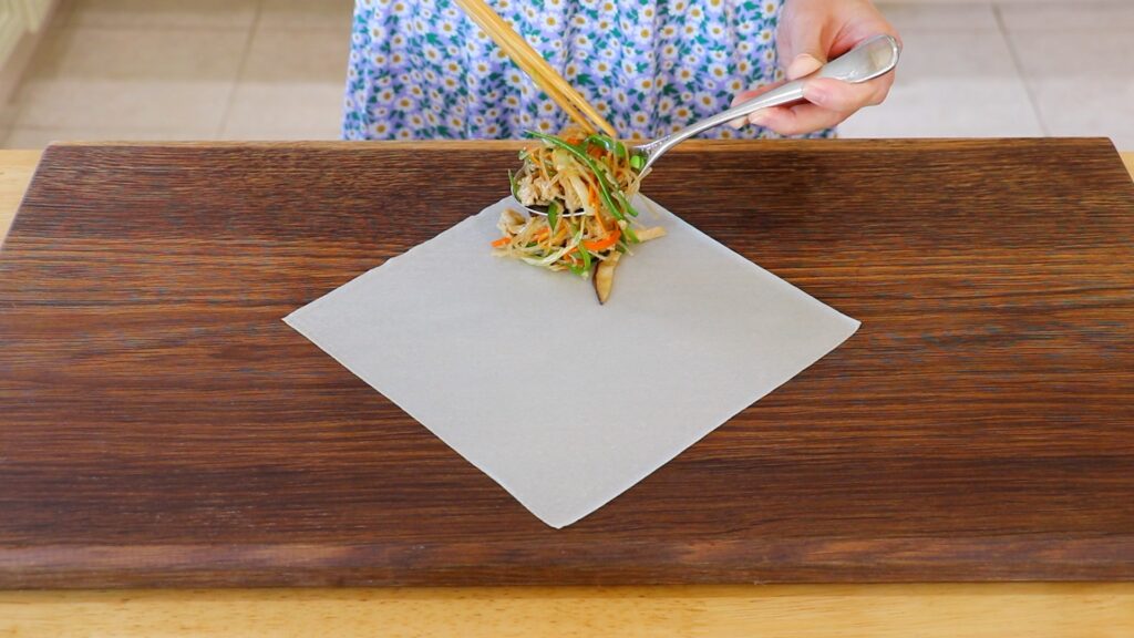Chicken Spring Rolls 3. Wrap