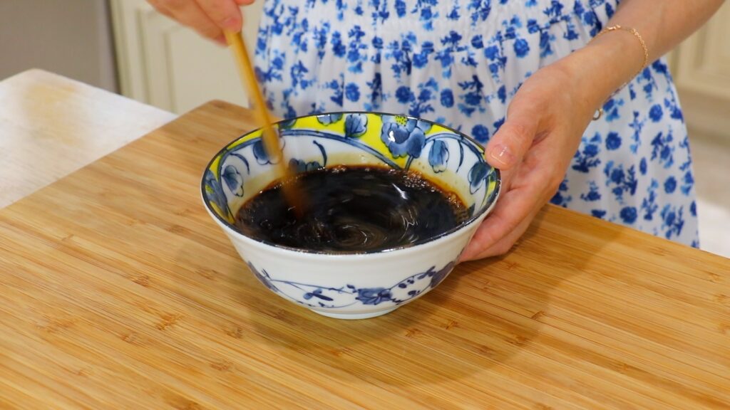 Chicken Chow Mein 4. Sauce