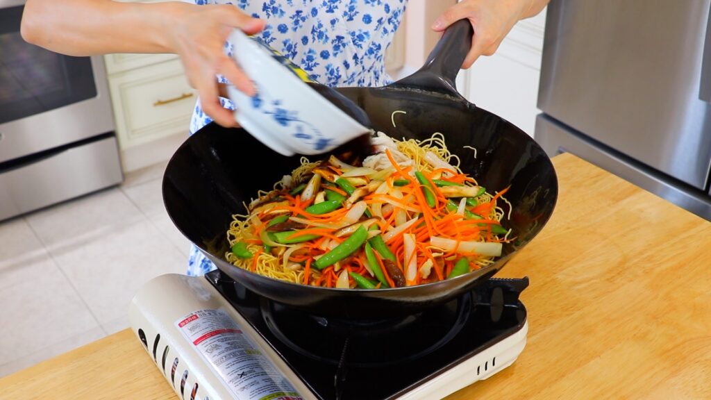 Chicken Chow Mein 6. Mix