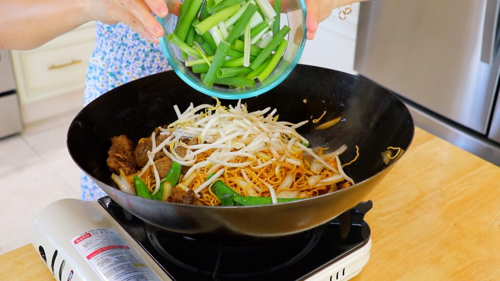 Beef Chow Mein 6. Mix