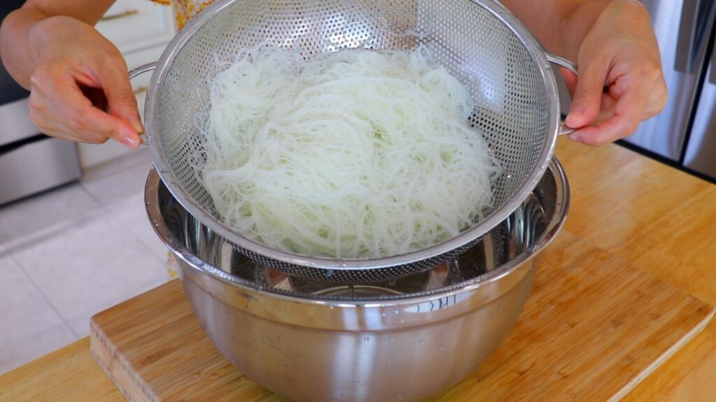 Singapore Noodles 2. Rice Noodles