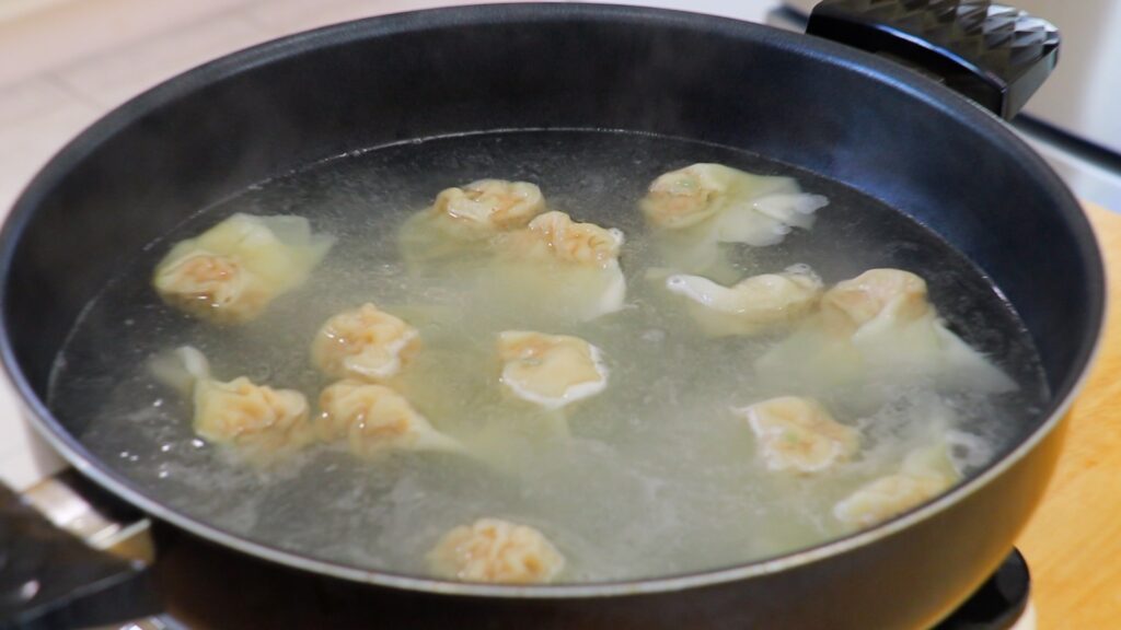 Wonton Soup 7. Boiled Wontons
