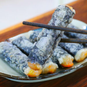 Crispy Seaweed Rolls with Rice Paper