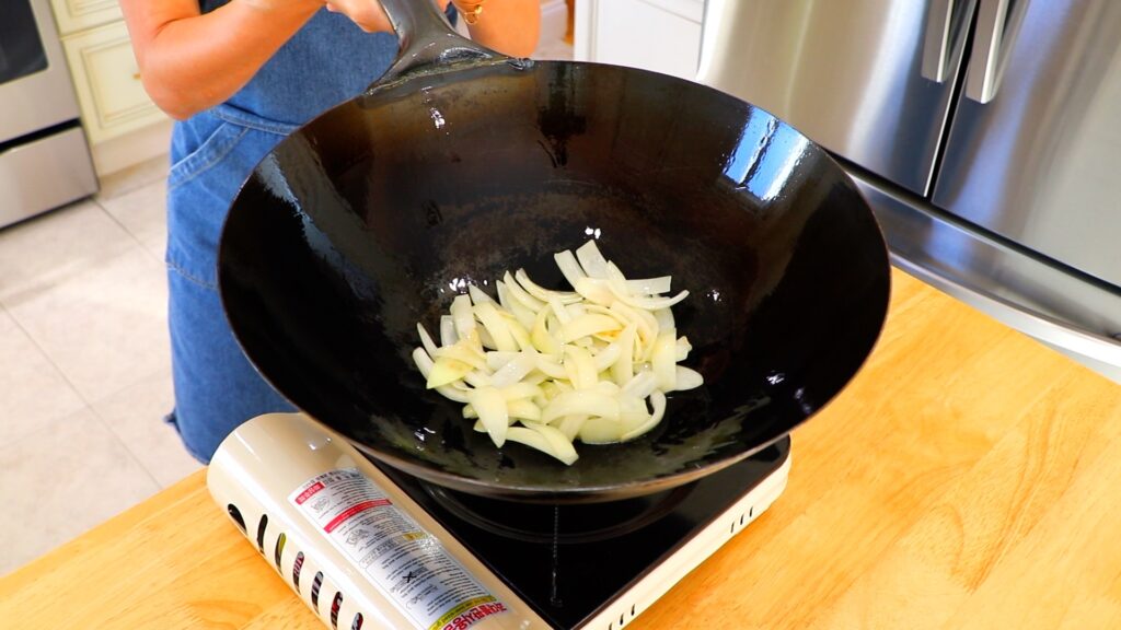 15-Min Shrimp Chow Fun 6. Stir-Fried Onion