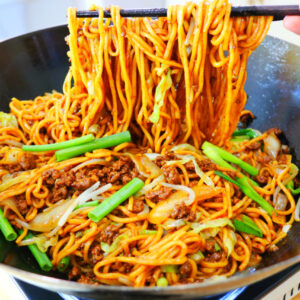 15-Min Beef Lo Mein Recipe