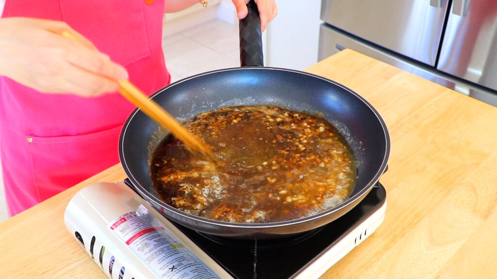 20-Min Honey Butter Chicken 3. Sauce