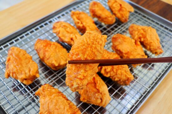 Garlicky Fried Chicken Wings