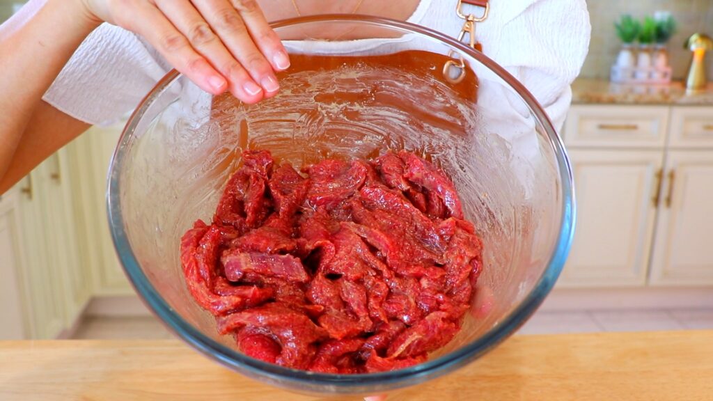 20-Min Black Pepper Beef Stir-Fry 1. Marinate
