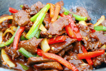 20-Min Black Pepper Beef Stir-Fry Small 1