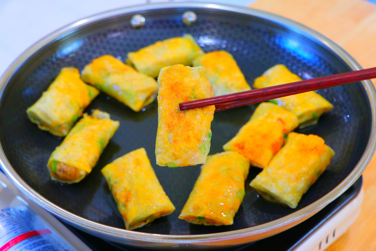 30-Min Rice Paper Crab Dumplings