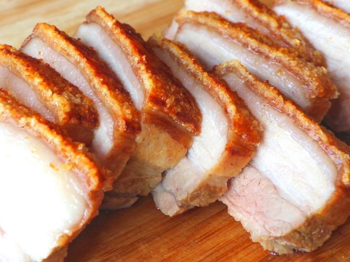 How to Cook Oven Roasted Crispy Pork Belly - Pinch and Swirl